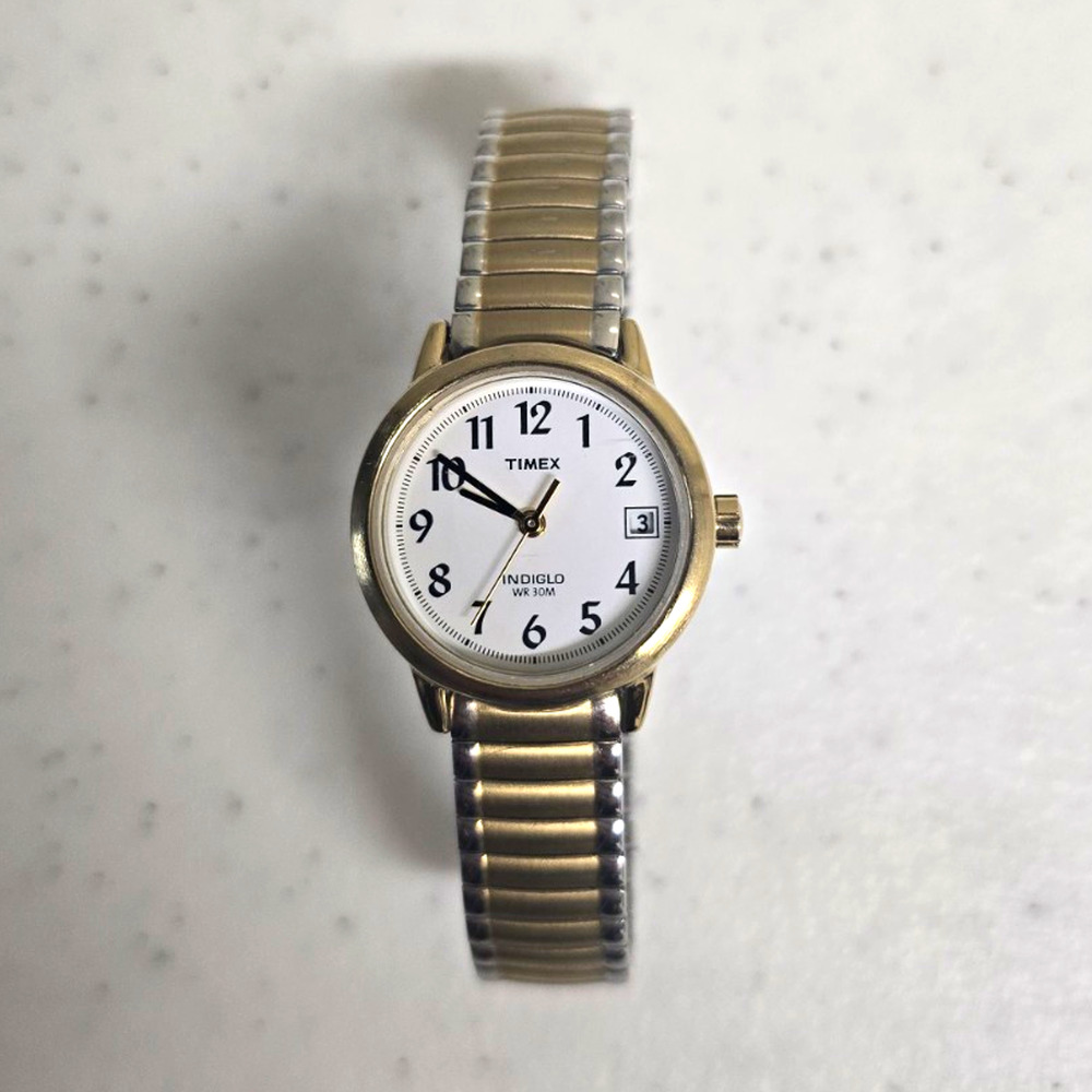 Timex Easy Reader Women's Watch Two-Tone Expansion Band Indiglo WR 30M WORKING